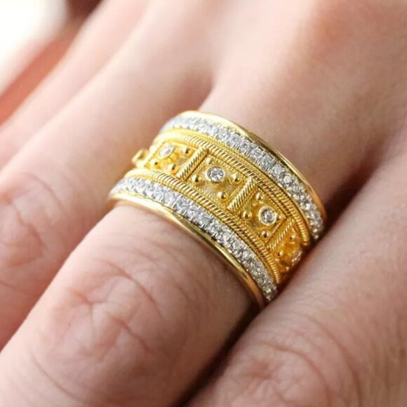 Jewelry - GOLDEN  WEDING RING NYC